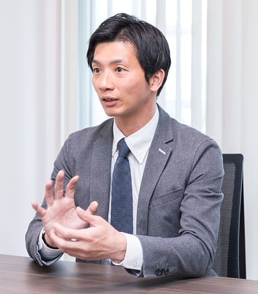 インタビュー写真：王様