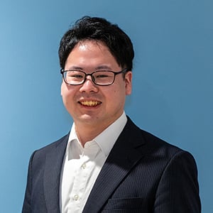 髙安 雅己
